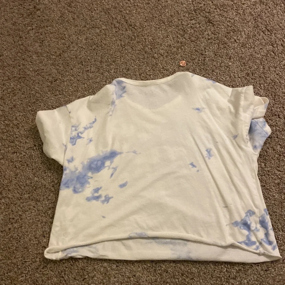 Rolling Stones cropped shirt 👅 - Picture 2 of 2